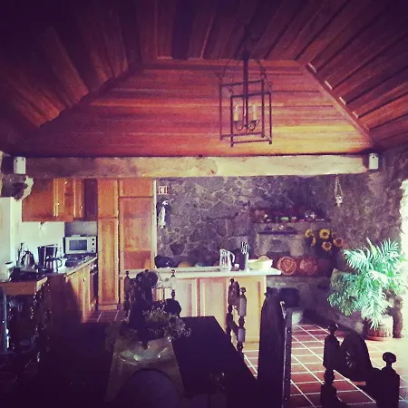 度假居 Amazing Farm House In