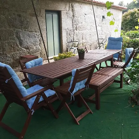 度假居 Amazing Farm House In *